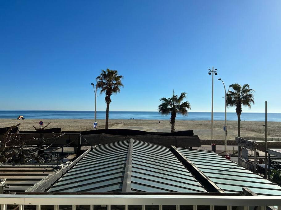 Le Carrousel - Apt Vue Mer - Plage A 10 M - Clim - Wifi Canet-en-Roussillon Ngoại thất bức ảnh